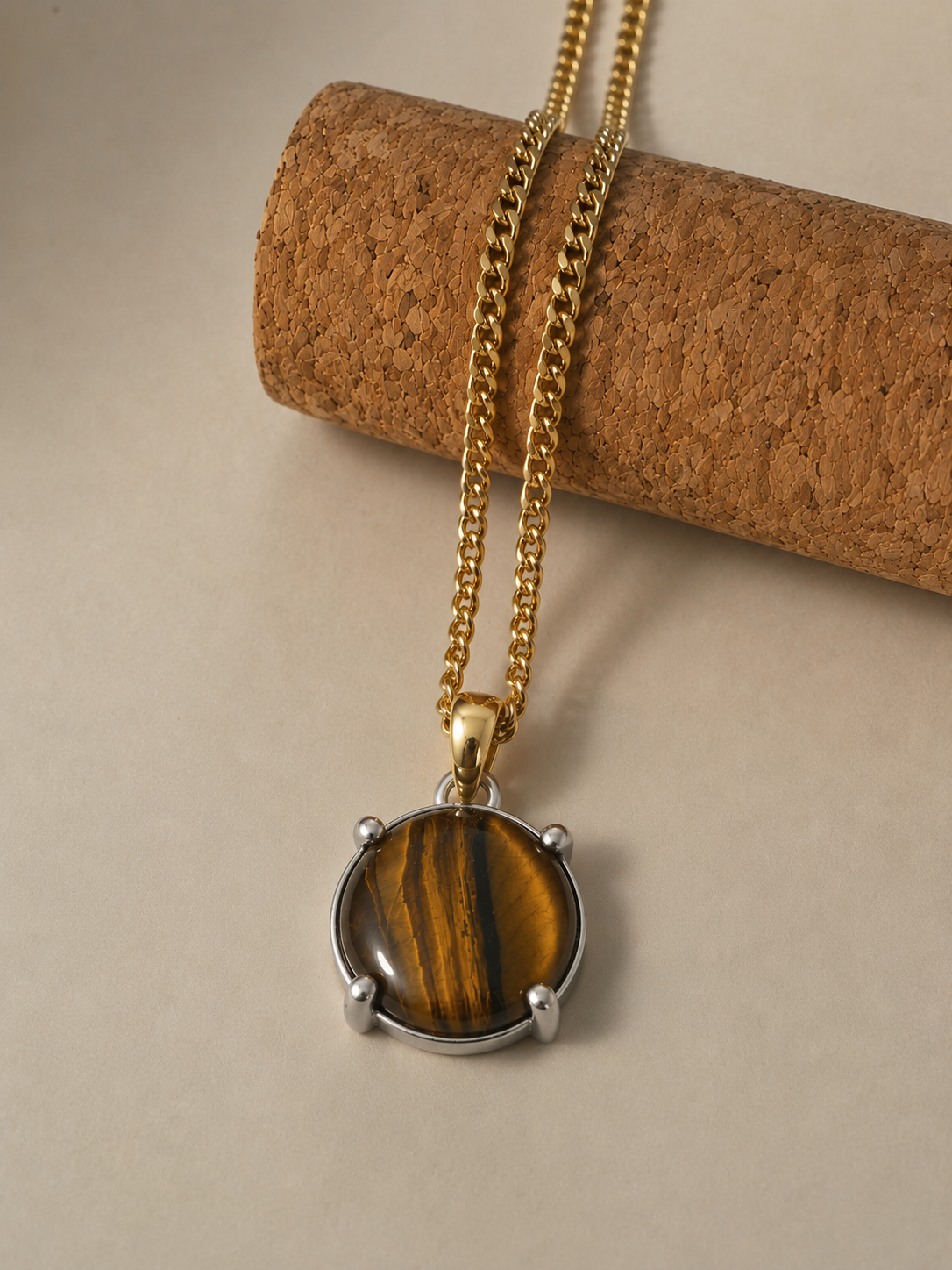 Pendentif œil-de-tigre, argent & or jaune 10K